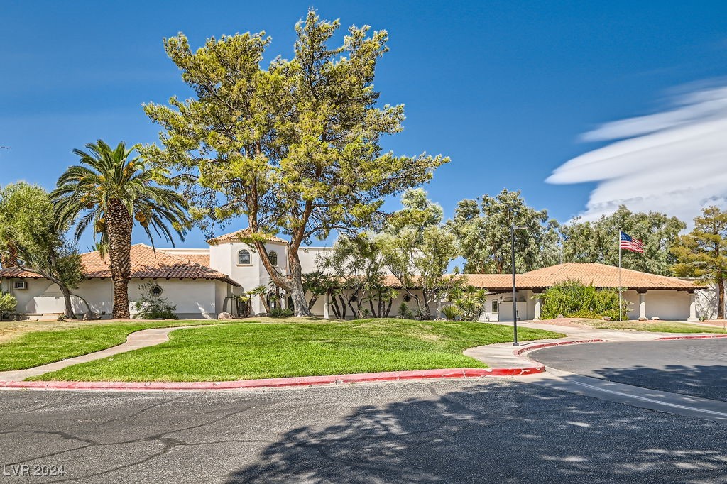 7661 Rolling View Drive 202
