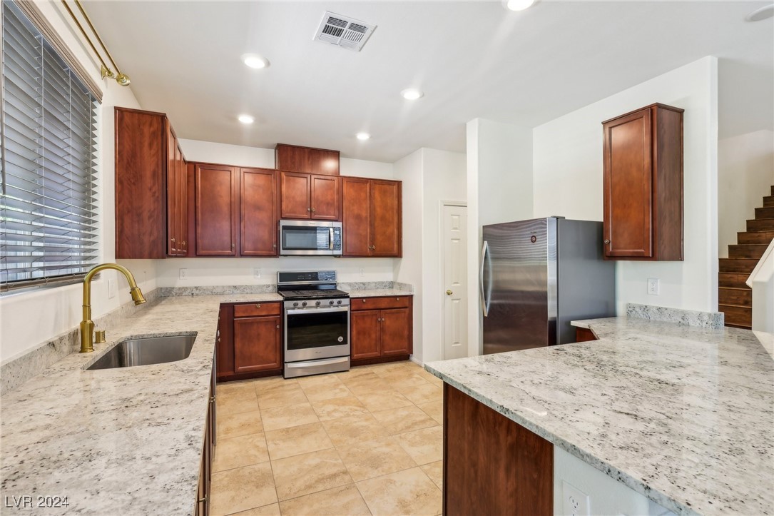 120 Pollentia Avenue