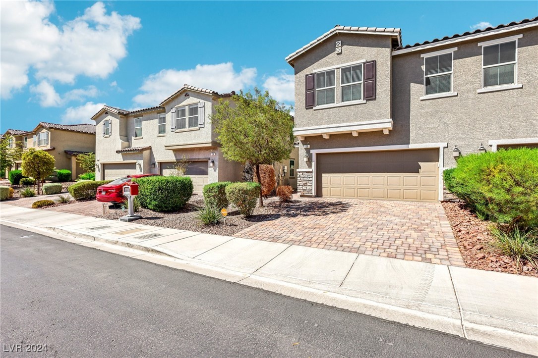 120 Pollentia Avenue