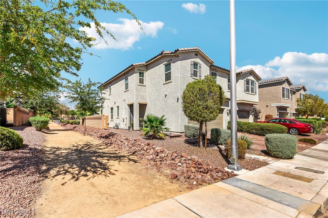 120 Pollentia Avenue