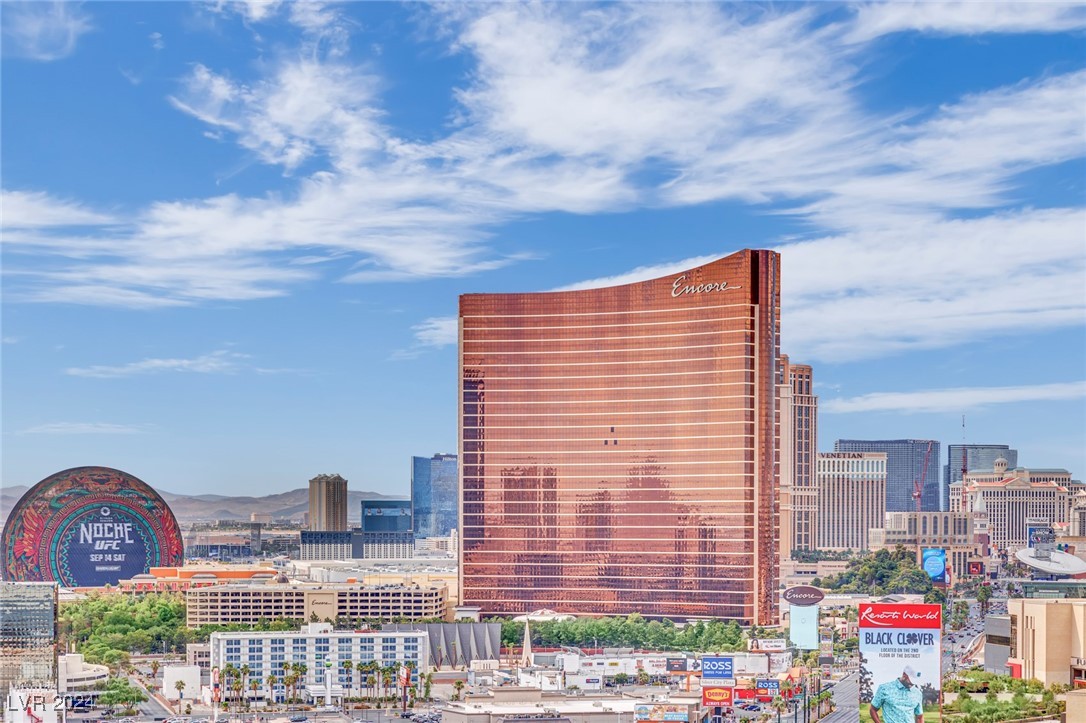 2700 Las Vegas Boulevard 2002