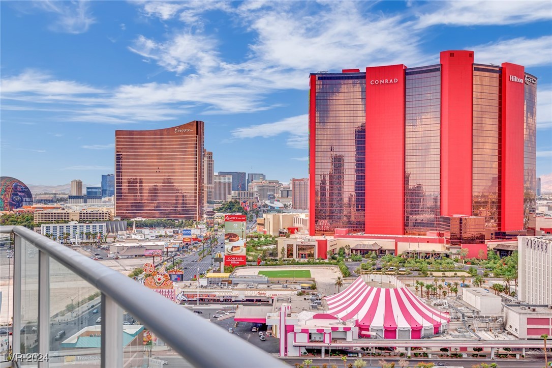 2700 Las Vegas Boulevard 2002