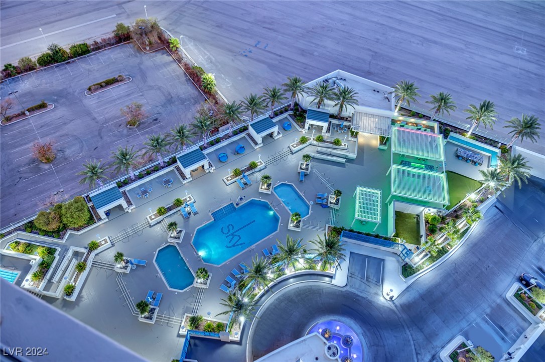 2700 Las Vegas Boulevard 2002