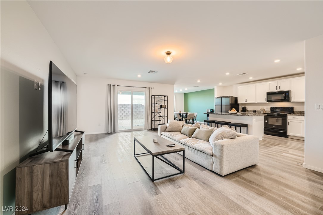 650 Dawson Falls Avenue