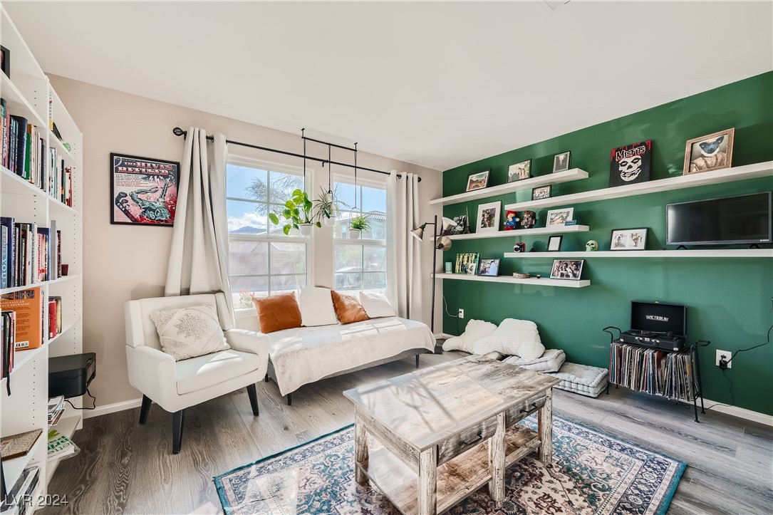 650 Dawson Falls Avenue