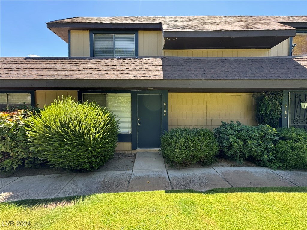 6184 Meadowgrass Lane