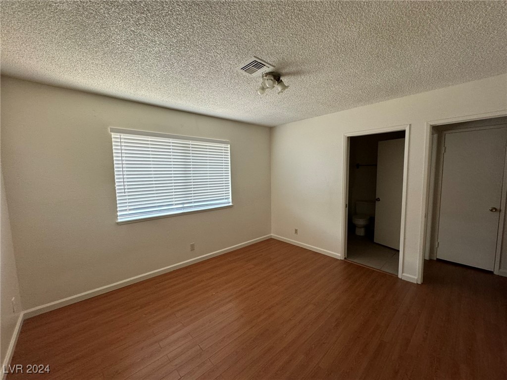 6184 Meadowgrass Lane