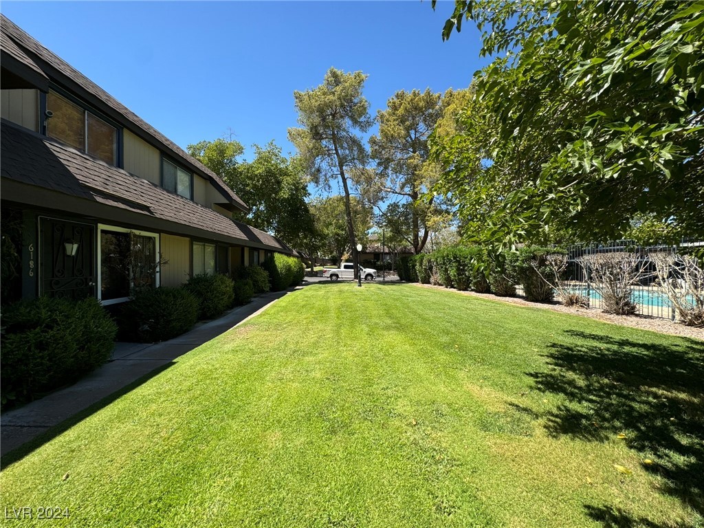 6184 Meadowgrass Lane