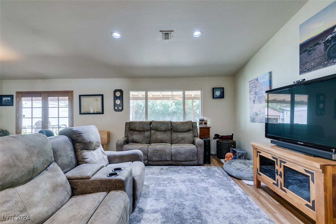 6327 Concho Lane