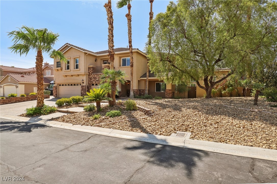 8361 Las Lunas Way