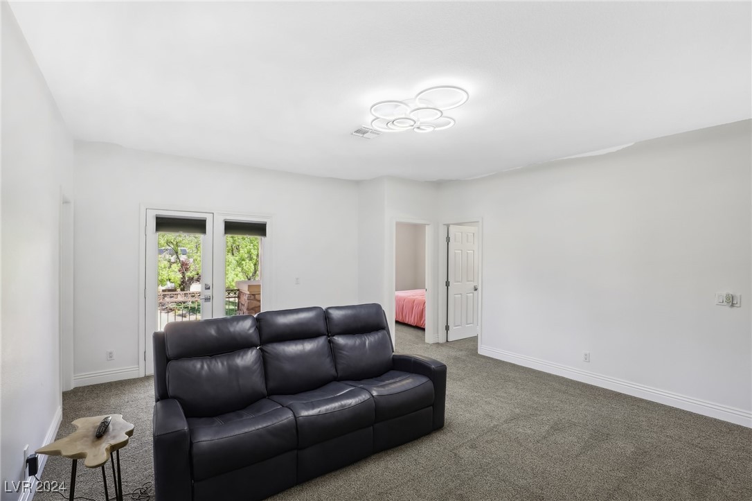 8361 Las Lunas Way