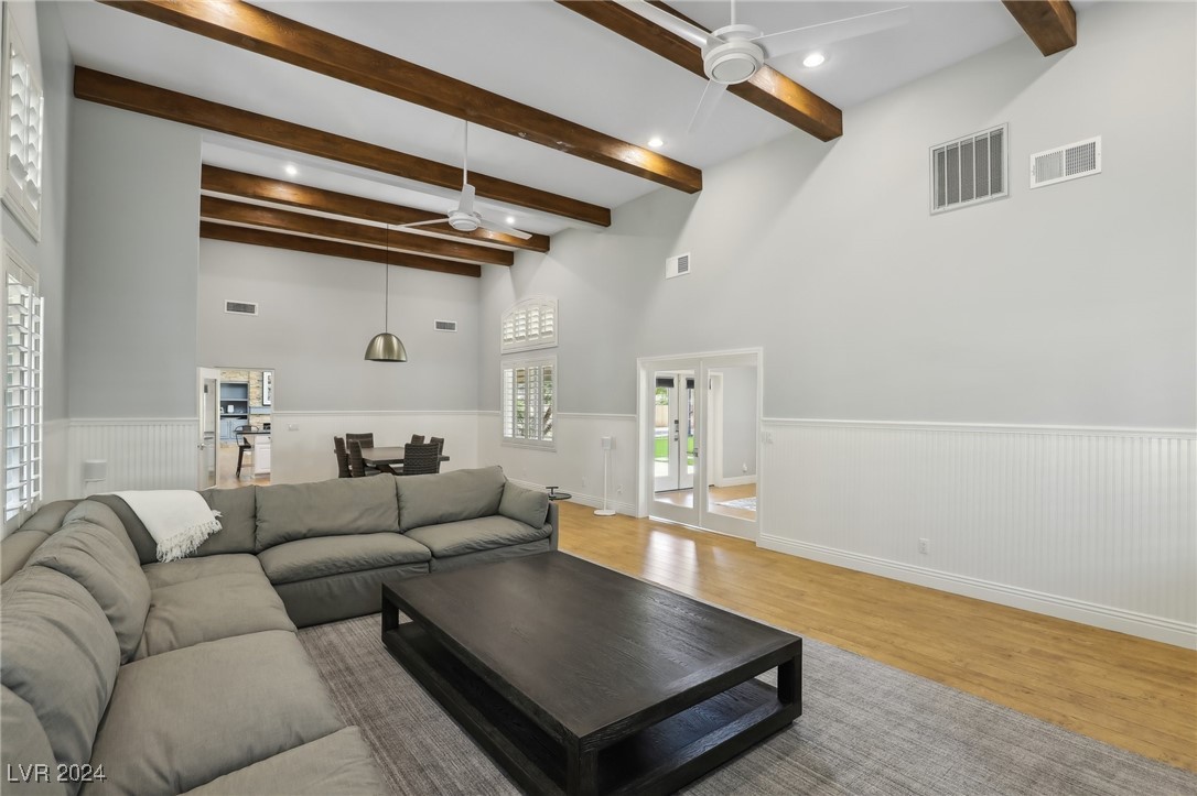 8361 Las Lunas Way