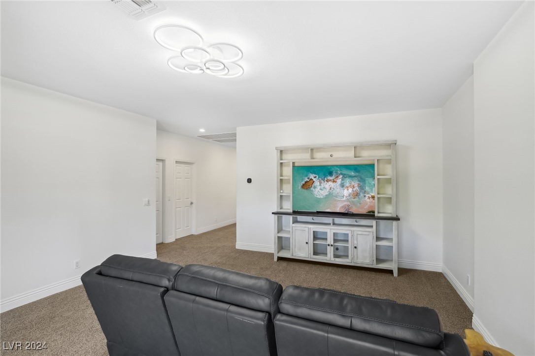 8361 Las Lunas Way