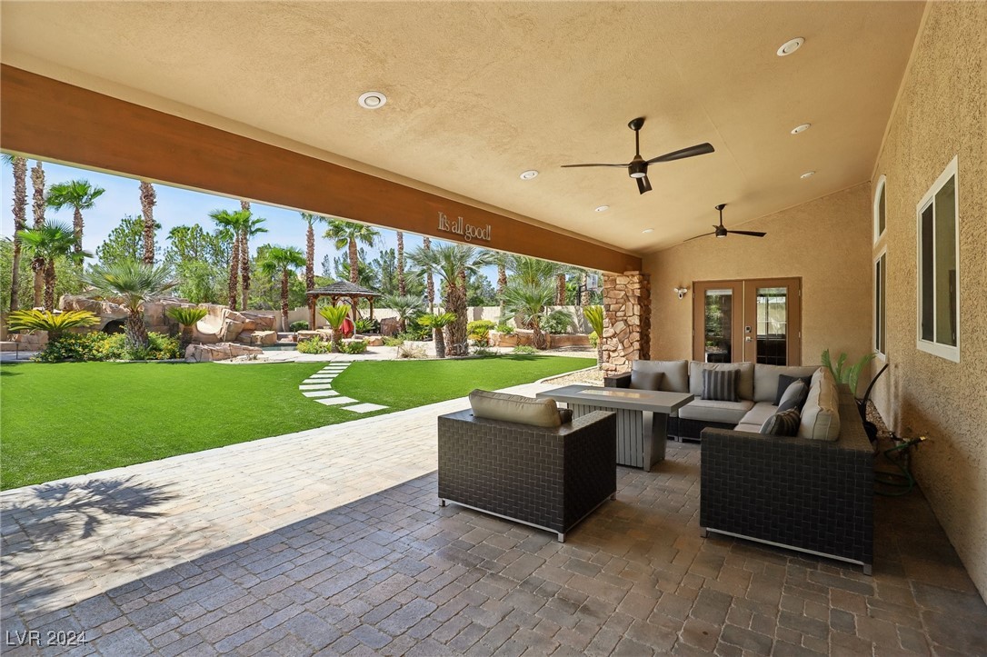 8361 Las Lunas Way