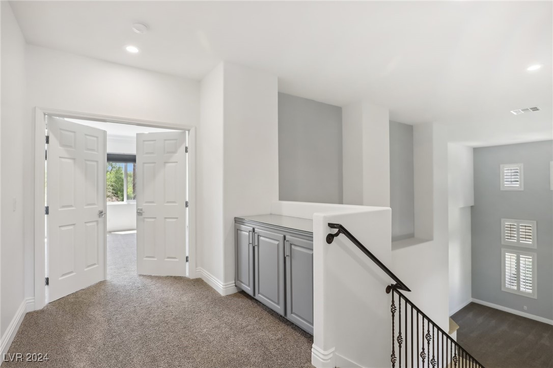 8361 Las Lunas Way