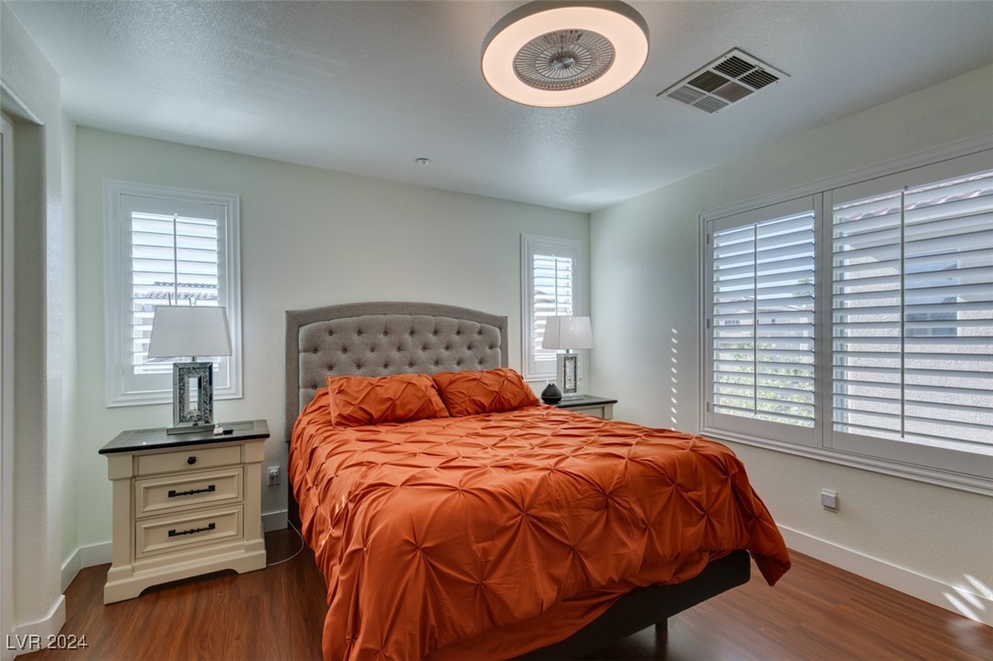 8952 Amy Olivia Avenue