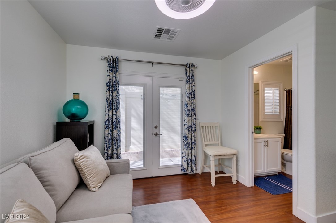 8952 Amy Olivia Avenue