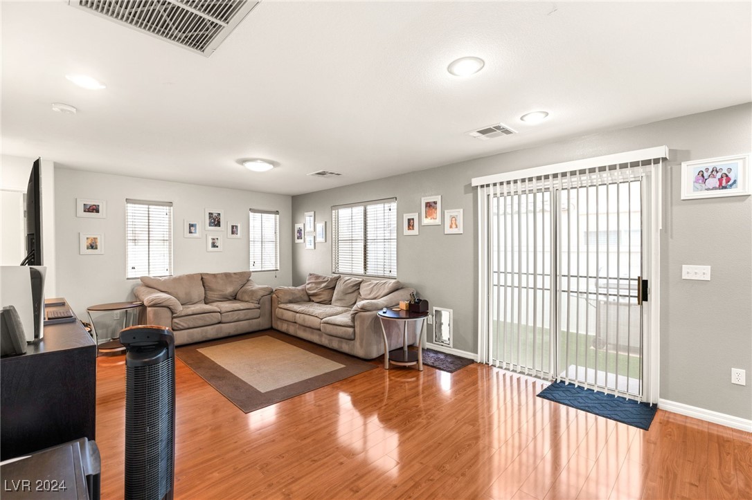 9339 Malaya Garnet Court