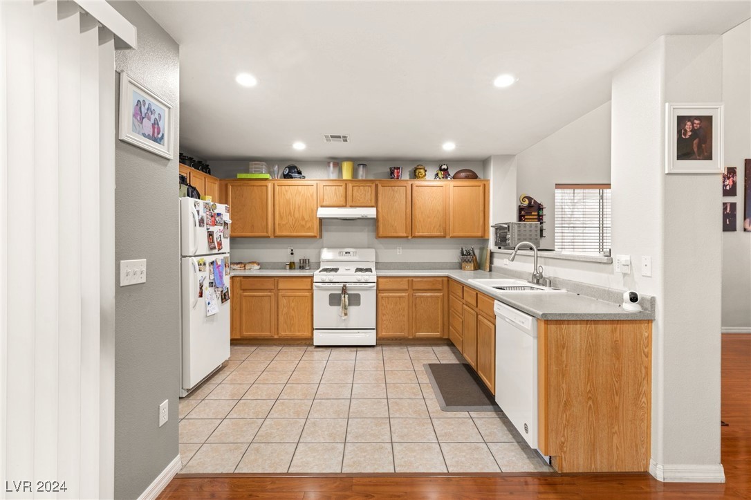 9339 Malaya Garnet Court