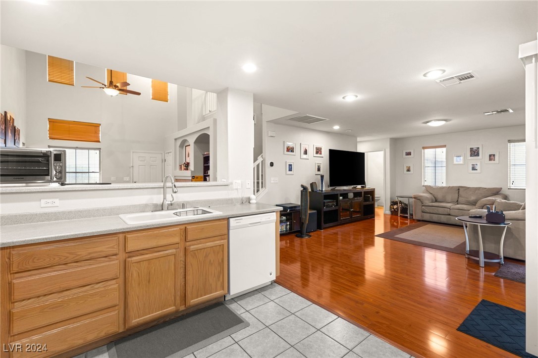 9339 Malaya Garnet Court