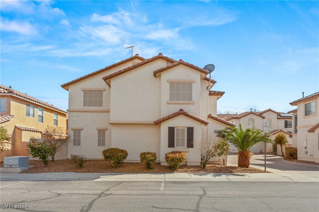 9339 Malaya Garnet Court