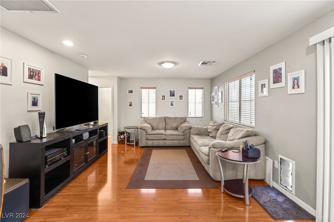 9339 Malaya Garnet Court