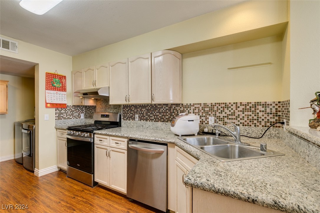 4124 Joanie Place 0