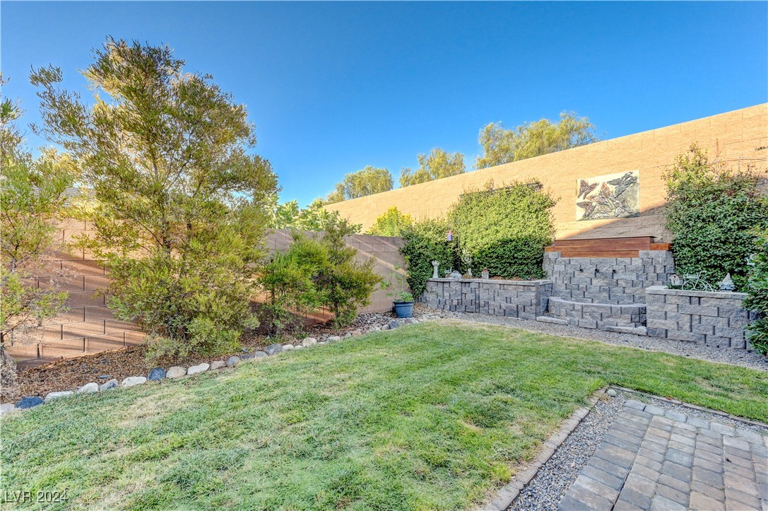 954 Spring Haven Street