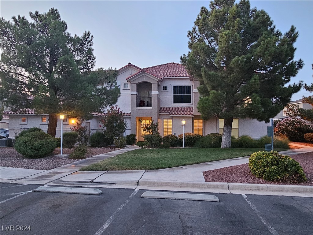 8555 West Russell Road 1088