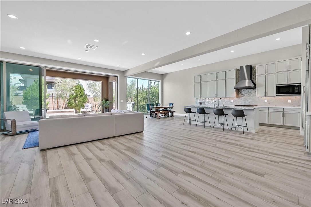 12342 Tudor Arch Drive