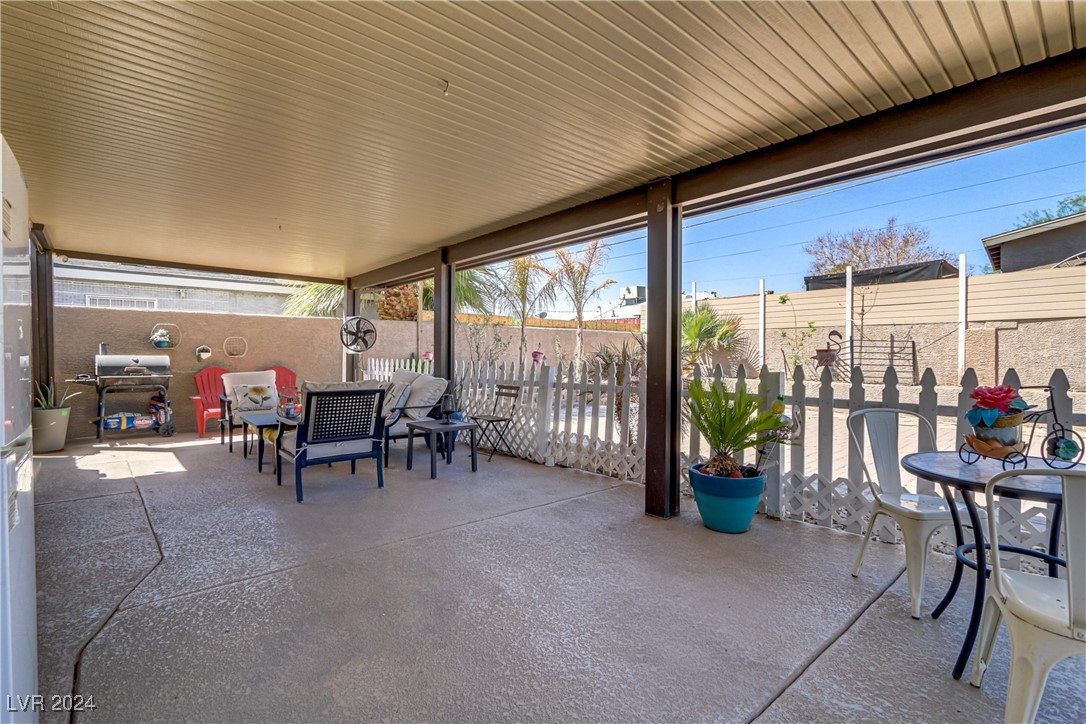 612 Essex West Drive