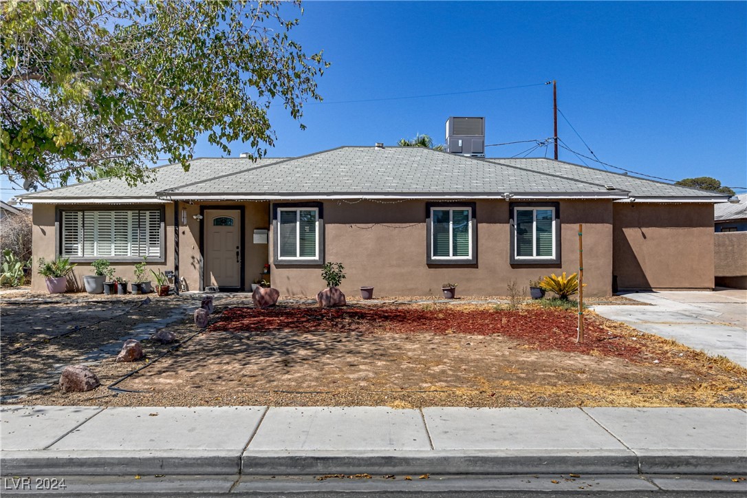 612 Essex West Drive
