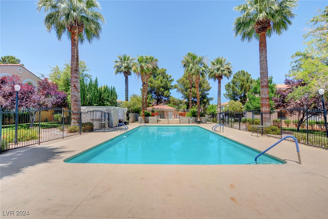 8452 Boseck Drive 259