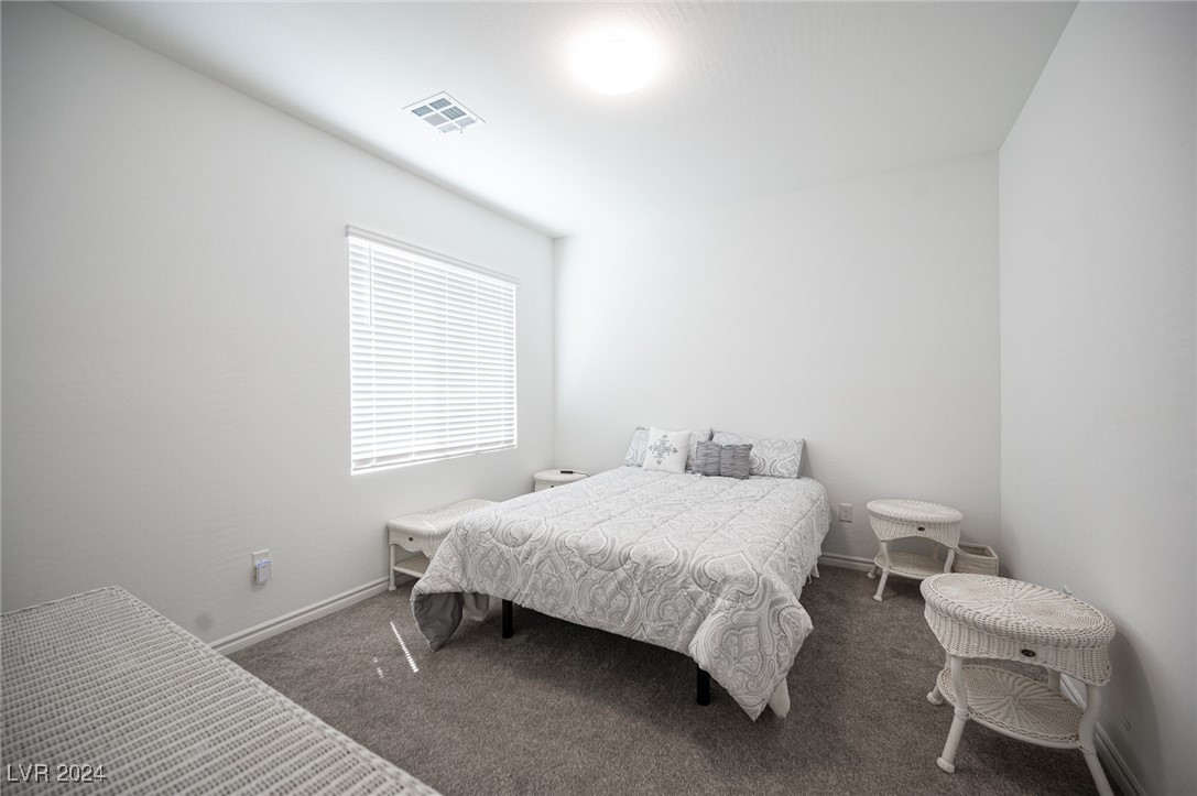 9757 Aaron Lo Street