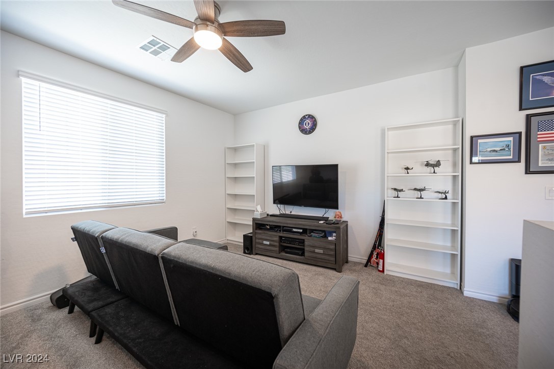 9757 Aaron Lo Street