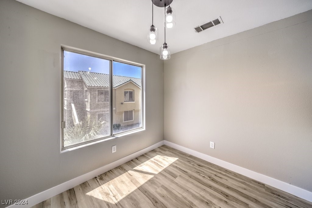 1421 Linnbaker Lane 203