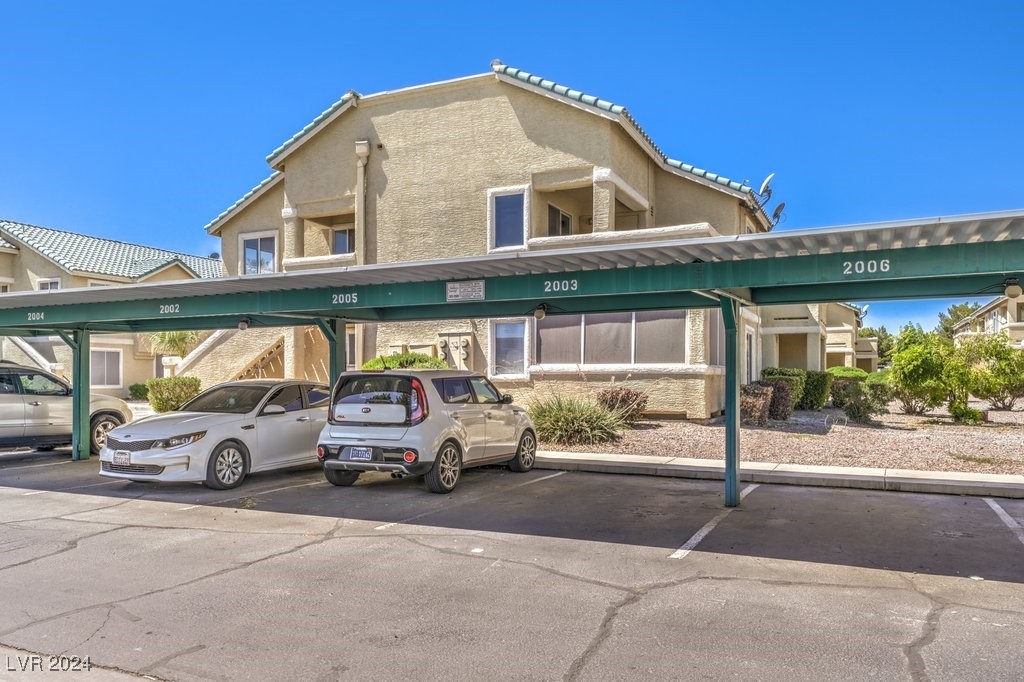 1421 Linnbaker Lane 203