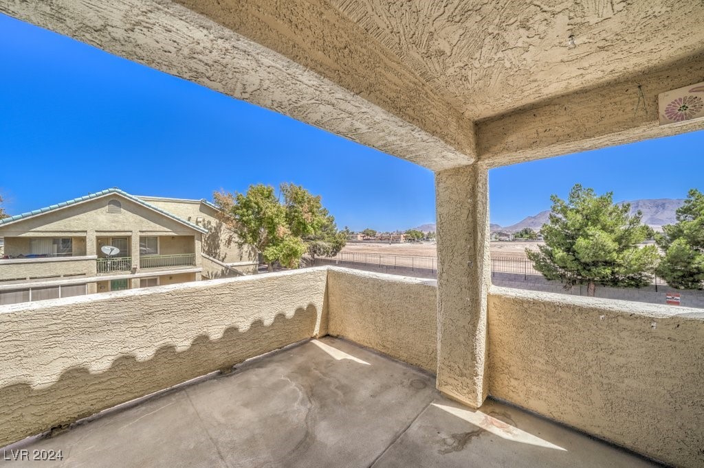 1421 Linnbaker Lane 203