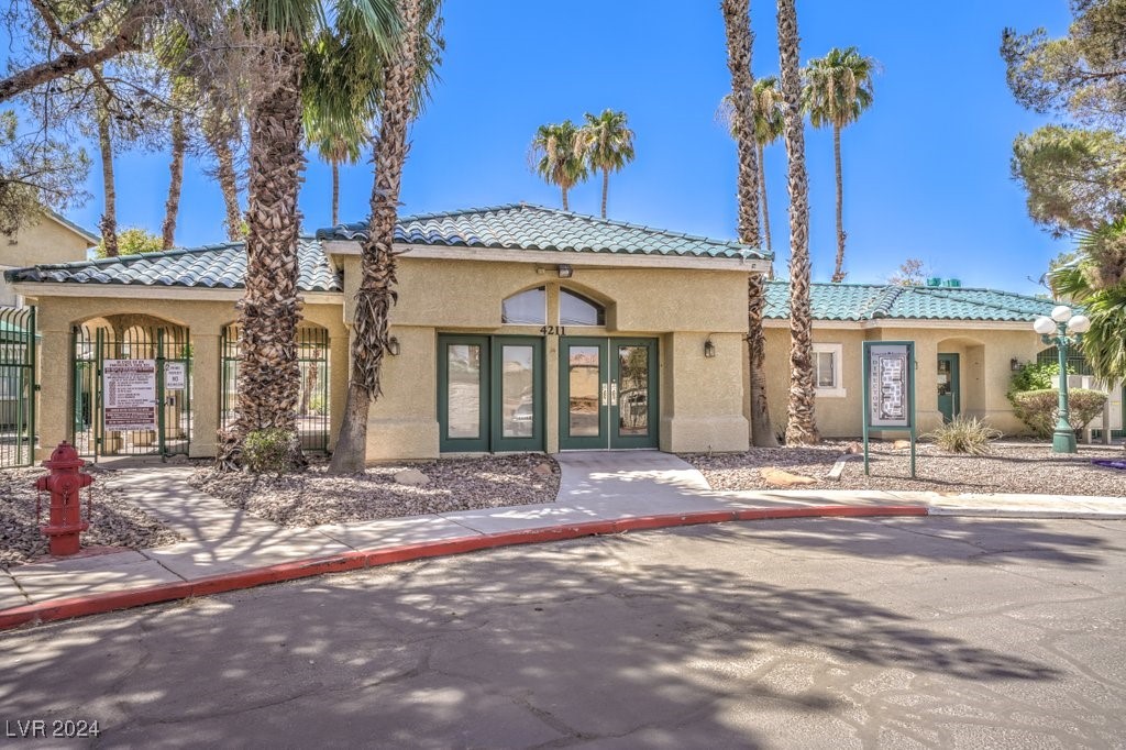 1421 Linnbaker Lane 203