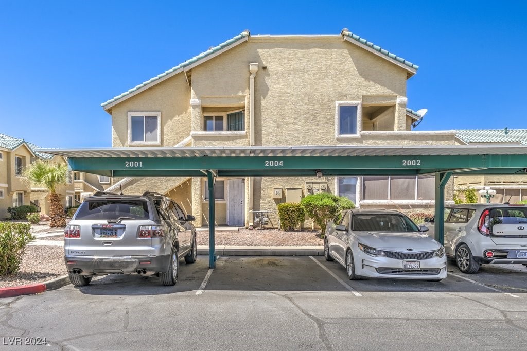 1421 Linnbaker Lane 203