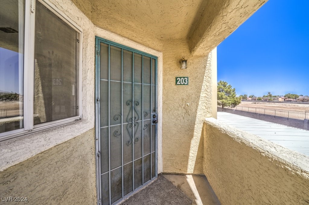 1421 Linnbaker Lane 203