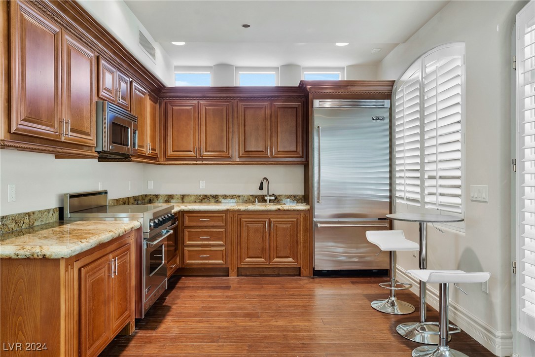 9103 Alta Drive 102