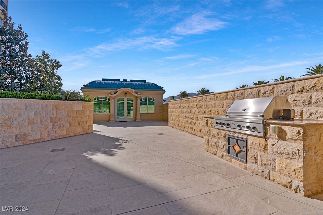 9103 Alta Drive 102