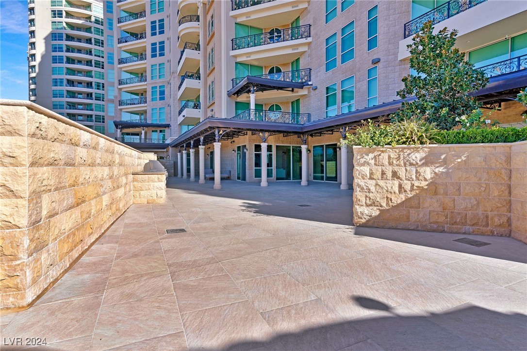 9103 Alta Drive 102