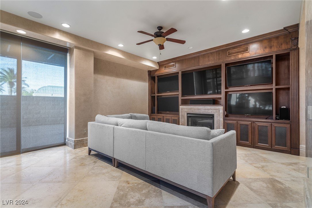9103 Alta Drive 102