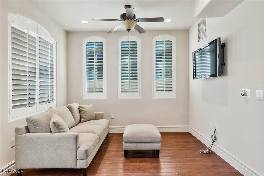 9103 Alta Drive 102