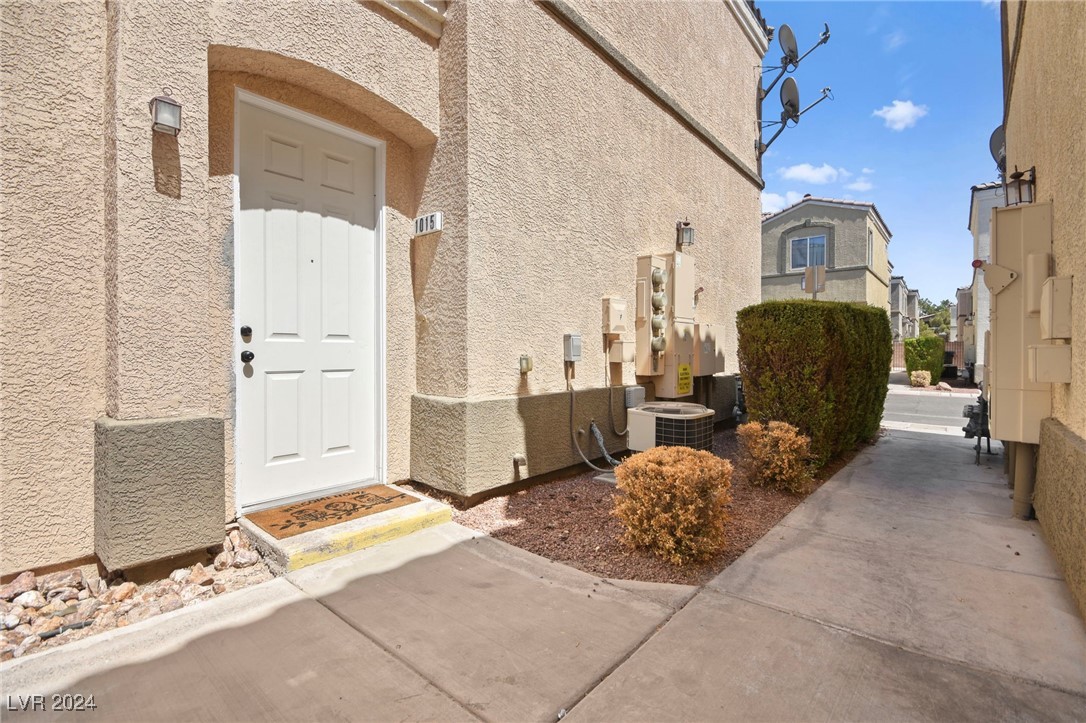6170 East Sahara Avenue 1015