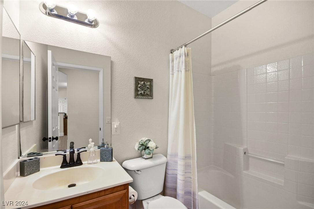 6170 East Sahara Avenue 1015