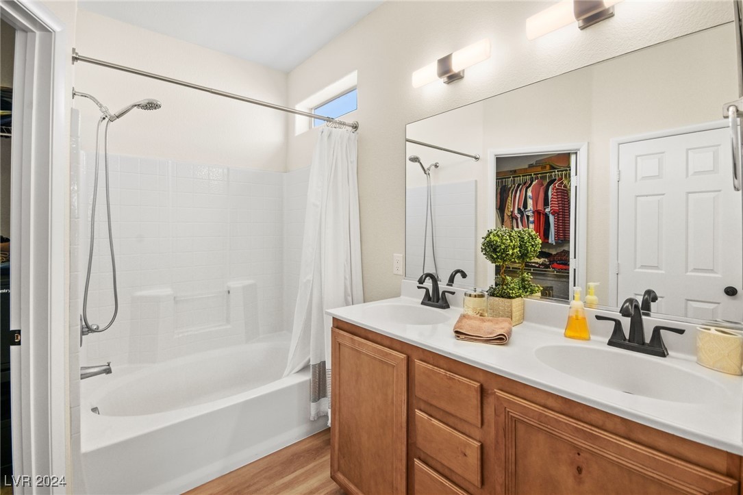 6170 East Sahara Avenue 1015