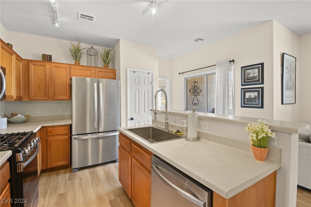 6170 East Sahara Avenue 1015